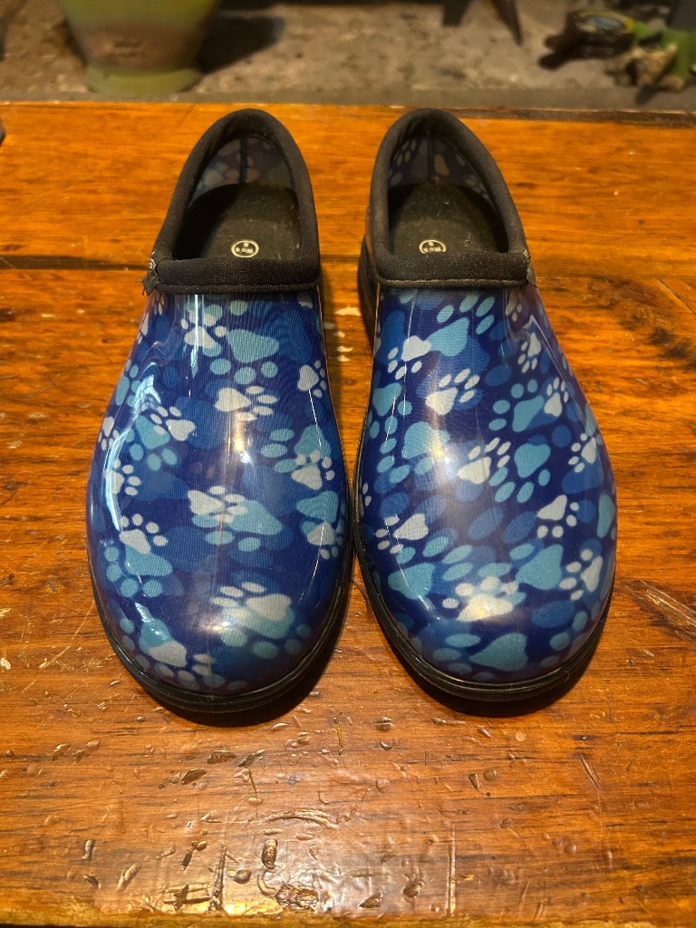 Sloggers Blue Paw Print Women’s 8 Slip on Muck Garden Shoes